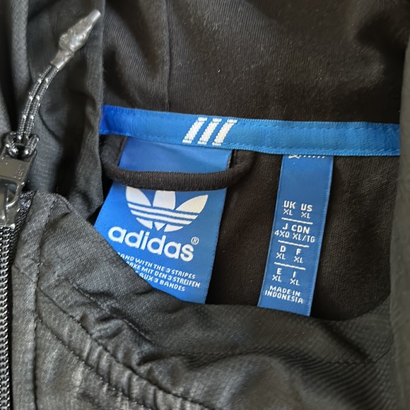 Lightly worn Adidas jacket - Picture 2 of 2